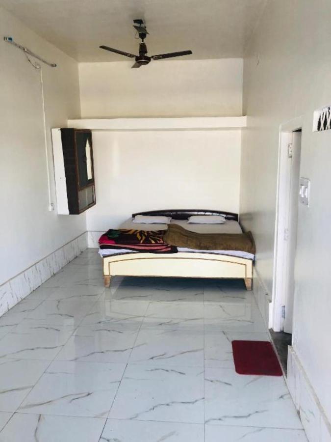 Shivam Hotel, Pāli エクステリア 写真